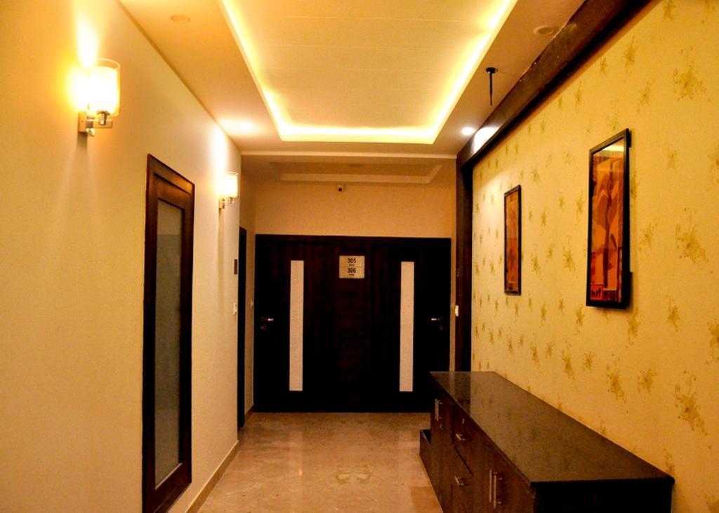 Hotel Bellevue Gwalijar Zewnętrze zdjęcie