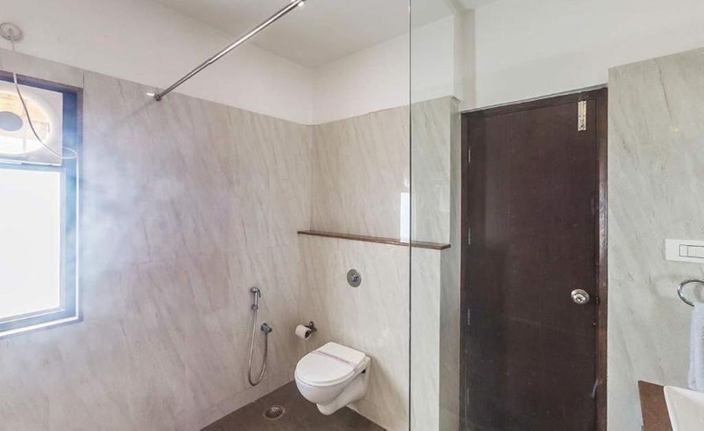 Hotel Bellevue Gwalijar Zewnętrze zdjęcie